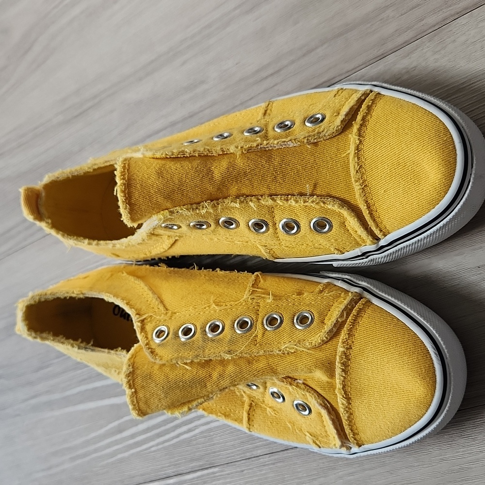 Outwood shoes